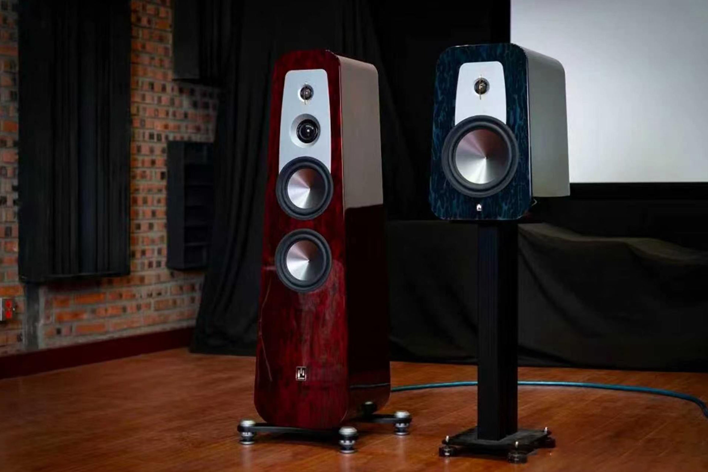Aperion_Grandis_HiFi_Speakers