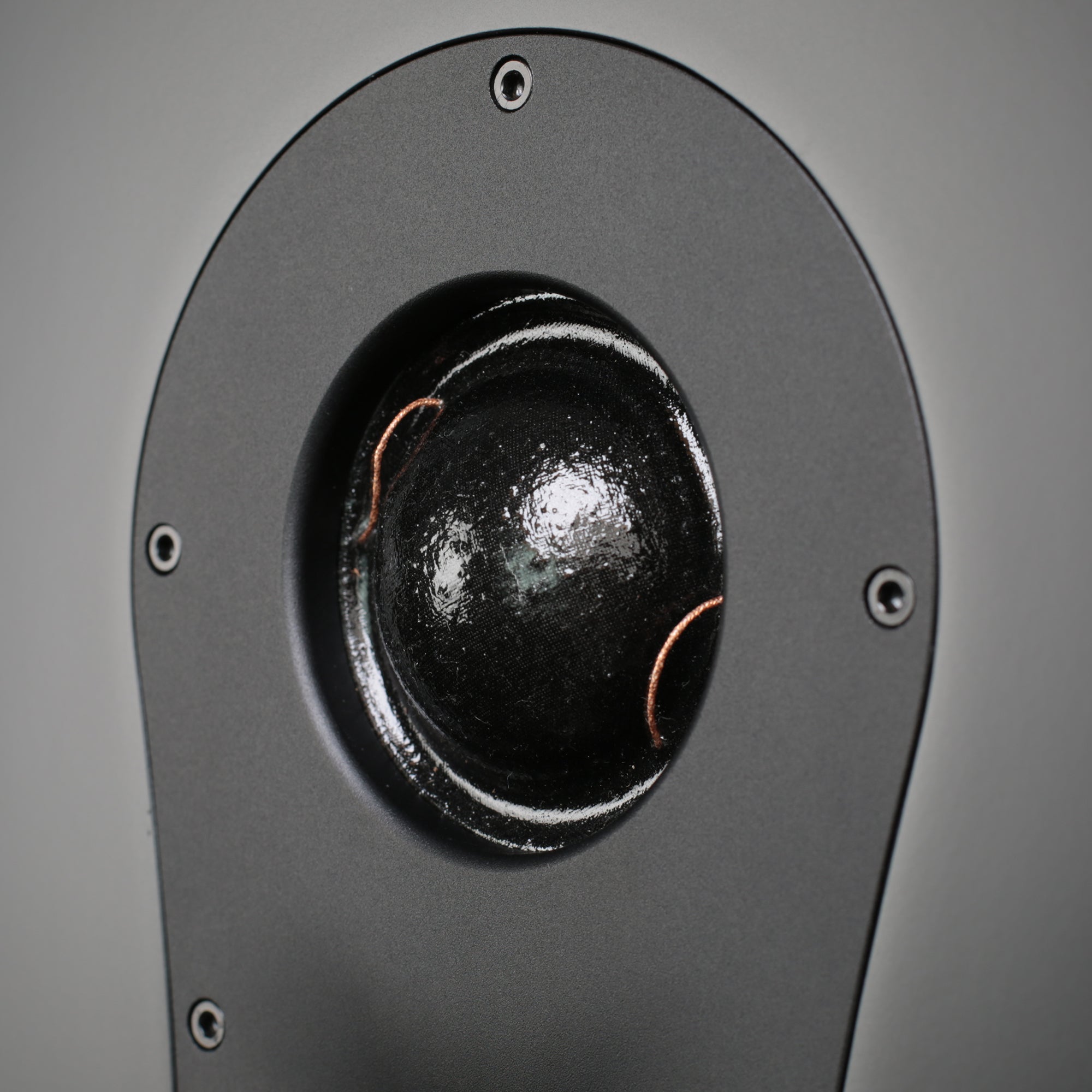 Aperion Audio Theatrus T83S T63S 3-Way Slim On-Wall Speaker 2“ Soft-dome Midrange Driver