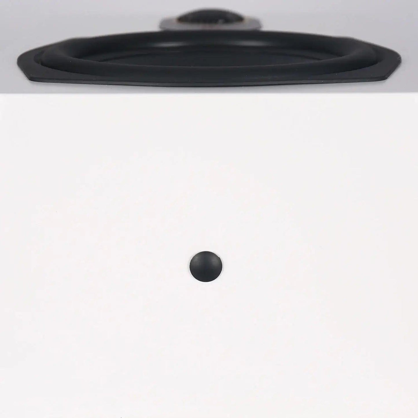 aperion-novus-n6ss-tripolar-surround-speaker-pure-white-bottom