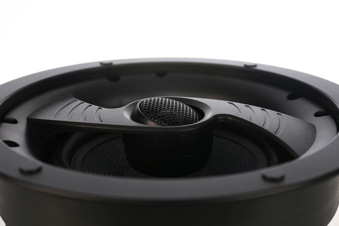 aperion-clearus-c6dc-ceiling-speaker-front-fire-up