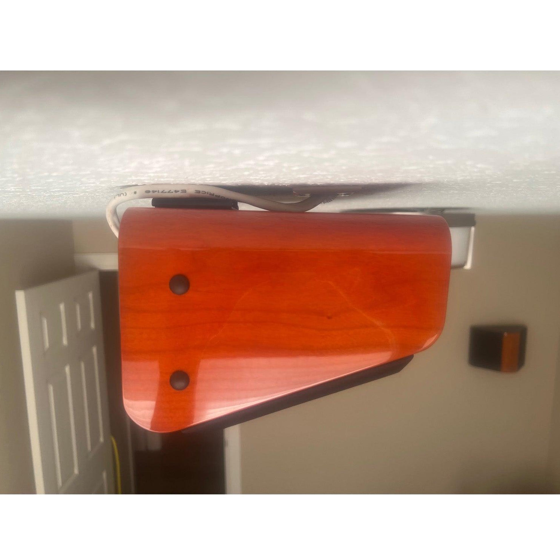 A5_Gloss_Cherry_Ceiling_Mounted