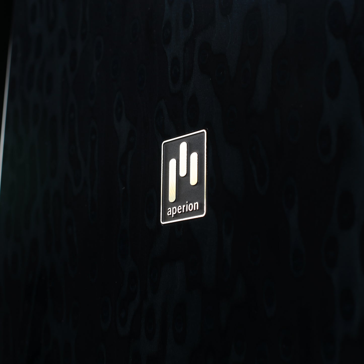 aperion-audio-grandis-gr8t-hifi-tower-speaker-blue-logo