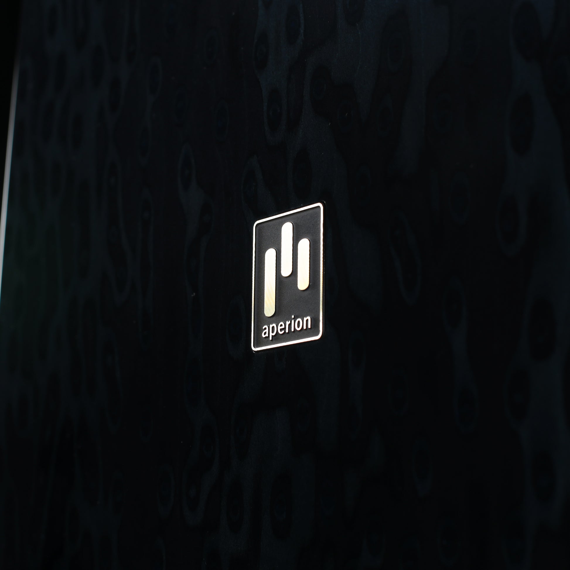 aperion-audio-grandis-gr8t-hifi-tower-speaker-blue-logo