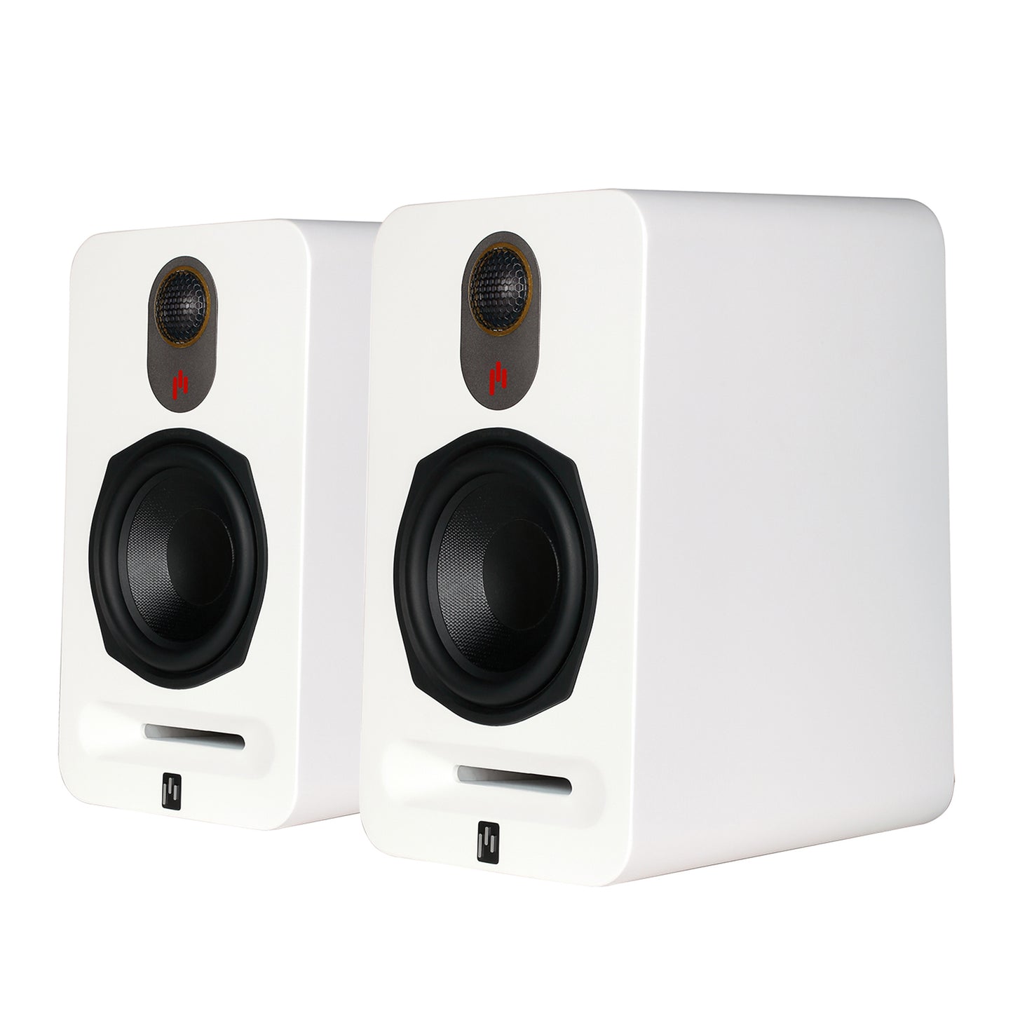 aperion-audio-novus-n5b-bookshelf-speaker-white-left-front