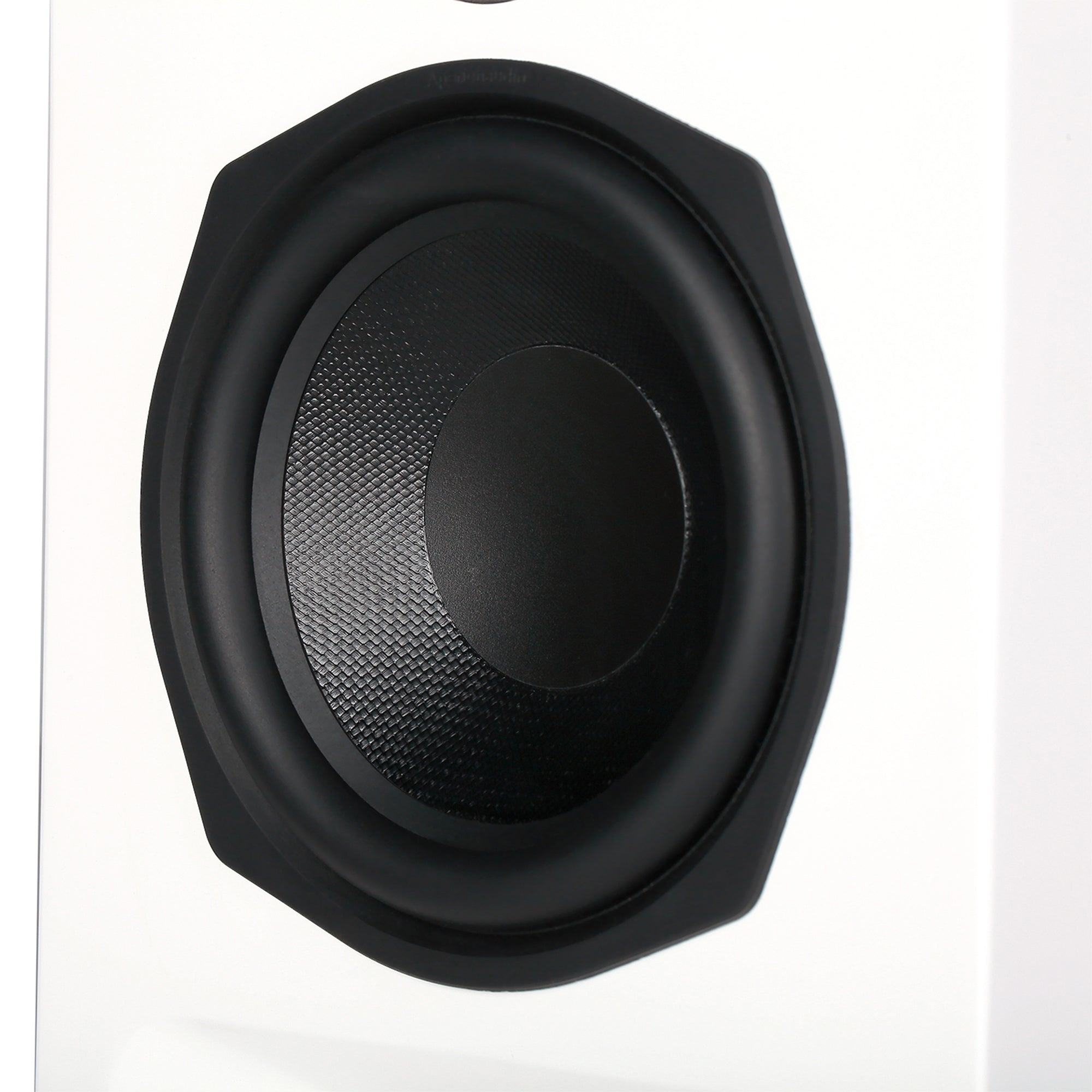 aperion-audio-novus-n5b-bookshelf-speaker-white-woofer