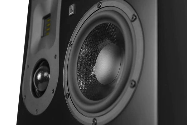 aperion-theatrus-cinema-studio-t65s-slim-speaker-6.5-woofer