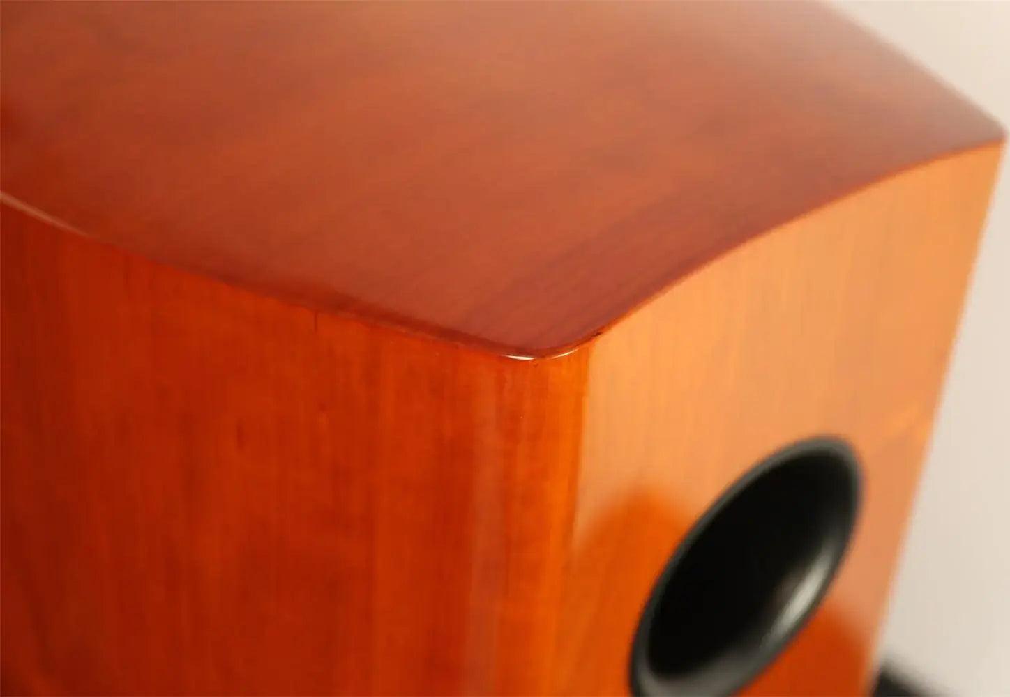 Aperionaudio-Verus-III-Concert-V8B-8"-Bookshelf-Speaker-Gloss-Cherry-Top-Corner