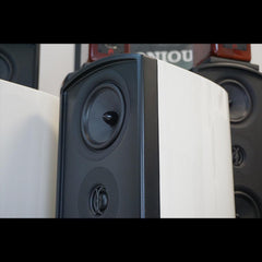 Aperionaudio-VerusIII-Grand-Speakers-Gloss-White